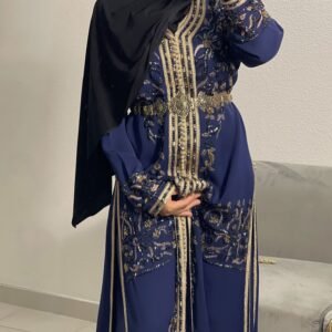 Takchita marocain bleu marine et doré – Élégance royale et tradition marocaine